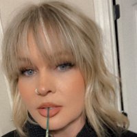 blue-eyed ice queen 👑 (@queenblueeyed) 's Twitter Profile Photo