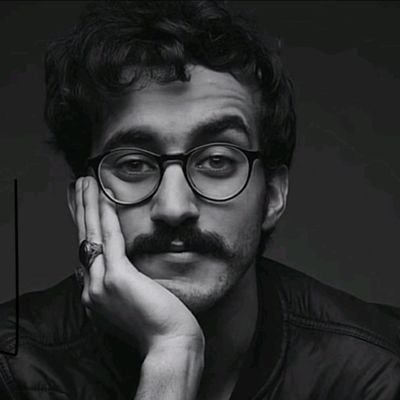 تواعدنا ، تعودنا ، توادعنا ، تباعدنا !
حروف البيت تتشابه ، لكن يفرق المعنى ....