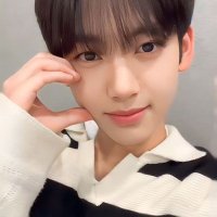 ، ✷ iria • (@mochiexjs) 's Twitter Profile