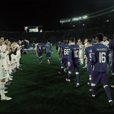 إنسان بسيط ، يحب الهلال 💙، برشلوني الهوى ❤️💙، طموحه يكون 🥇 في اي مجال يتخصص فيه ، ... 💭🎤