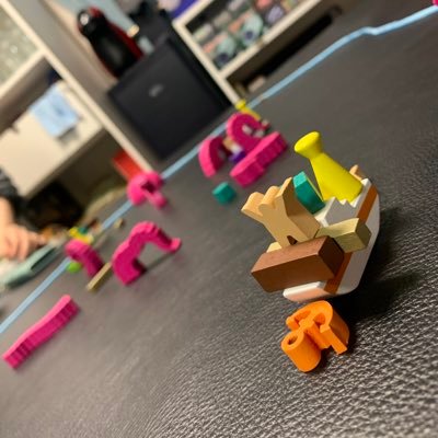boardgame_guild's profile picture. 会社員4人が大好きなボドゲの情報を発信🙌東京都港区西新橋(御成門駅すぐ)でボドゲ会 を開催中💡 毎月第4土曜日10:00〜22:00 #御成門ボドゲ定例会🙋‍♀️'24/1/11より毎週木曜19:30〜23:00で事前申込不要ふらっと来れる #御成門ボドゲ遊技場 も開催中🙋‍♀️