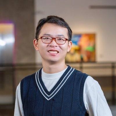 Research Scientist @apple AIML, Previously Postdoc @uwnlp & PhD @sbucompsc. Efficient #NLProc, on-device AI, mobile computing.