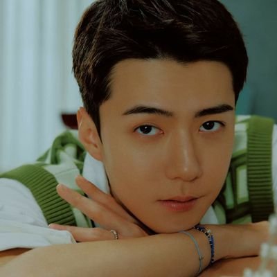 XunqiTsh's profile picture. EXO-L 💙💛