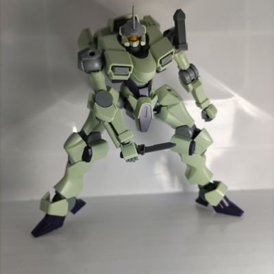 無言フォロー失礼しますm(__)m多趣味なガンダムファン。 運動不足ぎみなのでランニングもぼちぼち。