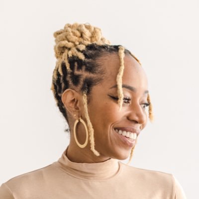 Licensed Therapist, Entrepreneur, Professor. I empower creative entrepreneurs to feel calm, clear and inspired • tweets 🙅🏾♀️ therapy