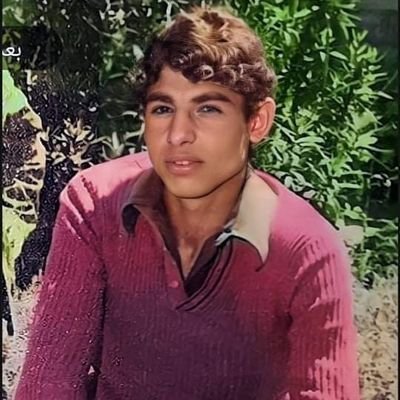 لكل الناس وطن يعيشون فيه الا نحن فلنا وطن يعيش فينا 🇮🇶