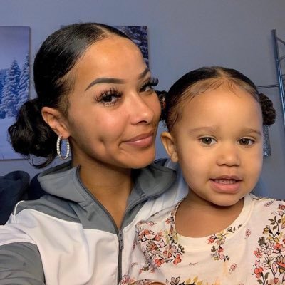 I’m a single mom with an amazing daughter just so you know, DO NOT TEXT ME FOR FUN OR NUDIES, I’m here for a meetup and we will move on from there