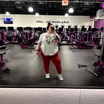 NikiRodriguez4's profile picture. 26 🖤 Pisces 🕸