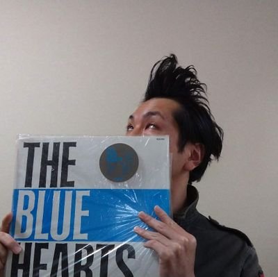 個人活動のアカウントです。youtubeで現在50曲近くUP、ロックンロールがメイン
これまで叩いたもの→THE CLASH、RAMONES、THE ROLLING STONES 、ルースターズ、ブルーハーツ、ハイロウズ、クロマニヨンズ
バンド活動アカウントはケータ・タカハシ@keitajoes