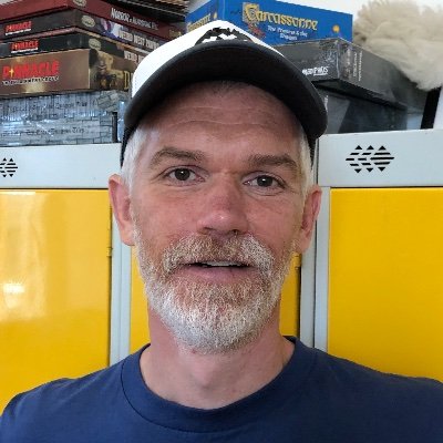 I'm Stuart, an artist and developer making games and apps. Posting illustrations and animations