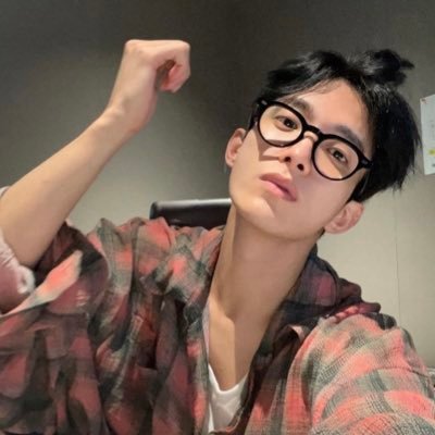 dksligaya's profile picture. ☁️ — seokchan & hongjoong lover