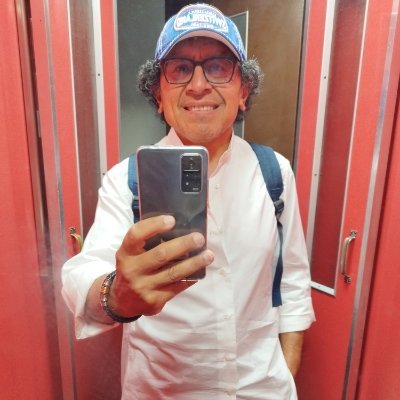 Peruvian. Engineer. Drone pilot (A1-A2-A3). Immigrant in Milan, Italy. Open source supporter.