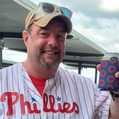 A lot of effort for a one yard loss

Phan. Dad. Husband. College Football Nerd. Philly fan. Beer snob.