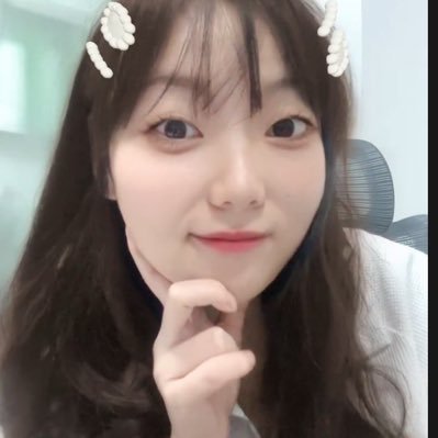 YIQING397's profile picture. 