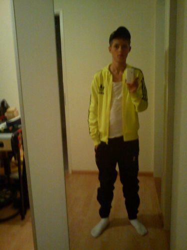 keeper of kapelle d1|cyclist of balen bc (belgium)|ostrea H1C | a normal boy|12|