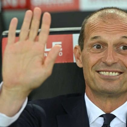 Account Pro-Allegri
Celebra le profezie degli Allegriout
Quando avremo un altro allenatore cambierà la profile pic in Allegri triste.