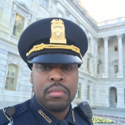 Former Lieutenant with the U.S. Capitol Police. My goals are J6 JUSTICE and to create National UNITY.  https://t.co/rX3pEvDBDG