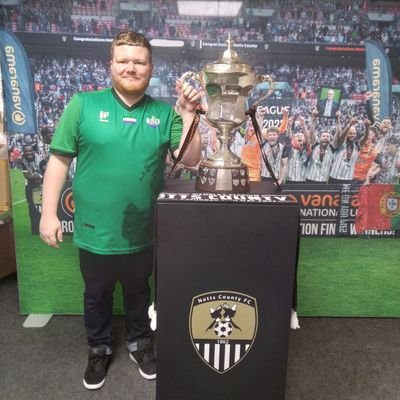 The Twitter Page for YouTuber Ryan Bromhead
