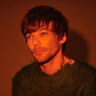 #HARRY: none of you are alone. look around, look at how many people there are here. we're all the same.