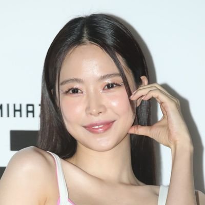 IovecastIe's profile picture. shush