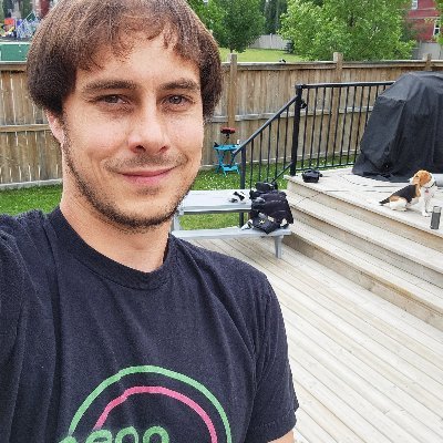 Lead Designer / Programmer / CEO @NeonEngine.

I build unique #VR games that try to capture the fun my brother & I had playing NES / SNES / N64 in our youth.