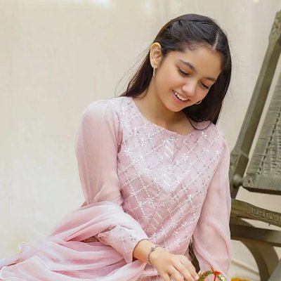 Aina Asif is one of the talented Pakistani actress and models. Aina Asif was born on 1st January 2009 in Karachi, Pakistan. Aina Asif appeared many dramas In 20