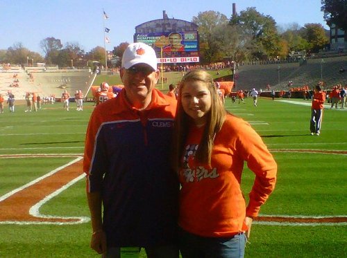 Born and raised in the South! Love golf, hunting, fishing, hanging out at the lake in my boat with friends, Clemson Football and Clemson Womens Golf. Go Tigers!