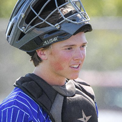 Catcher/IF for Temescal Canyon HS 2024, 5'-11, 180lbs, Age 18 3.88 GPA murrbennett@gmail.com
@CypressColl_BSB commit