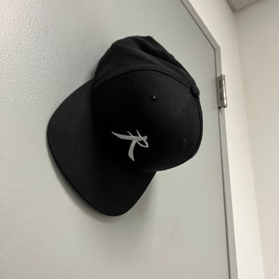 Michael2Stars's profile picture. An eye on history in a fast and ever-changing world.