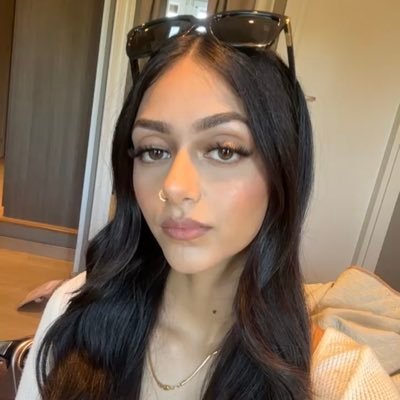 arveenkhela's profile picture. 