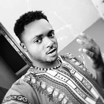 atojinovak's profile picture. YNWA♥️