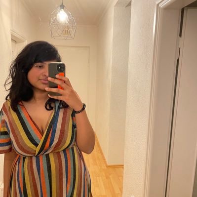 shruthisub's profile picture. Copywriter. Last words: These pretzels are making me thirsty.