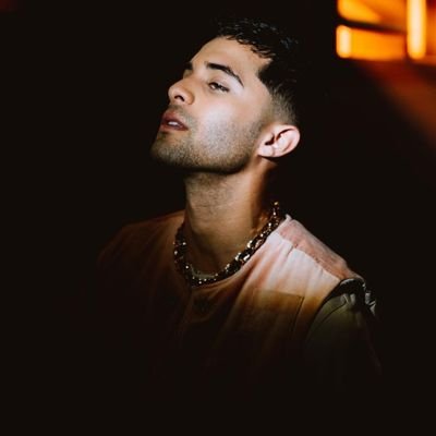||Por las noches los demonios salen a bailar😍🥝 || Con esa carita tan linda, como no te voy a querer? @CNCOmusic || @teamsalames divasdelsilencio