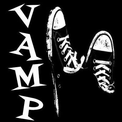 Andii_John's profile picture. Guitarist, Gamer, and music cranked loud.