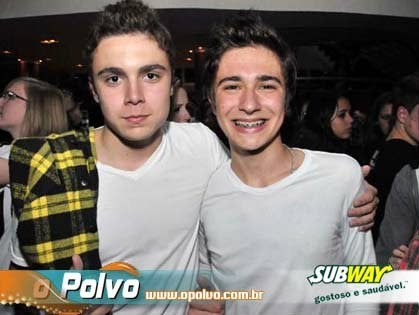 Oi galera aqui é o FãClube do Leonardo&Matheus , é a melhor dupla sertaneja ! amamos vocês s2