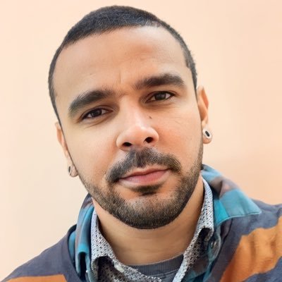 Eu gosto de café e do grupo EM PÉ NA REDE e da banda Supercombo