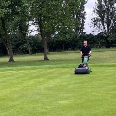 Bex ❤️ - Greenkeeper at The Hesketh Golf Club⛳️ - Everton FC ⚽️ (views are my own)