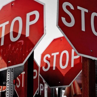 NoMasParados's profile picture. Si estas en el paro unete a este twitter, corre la voz por toda España a todos los parados, unete a @NoMasParados, SIGUEME Y TE SIGO