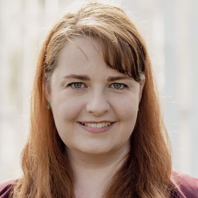 Actor & Producer experienced in radio, voice over, stage, film & TV
Jaffrey Management- 01708 732350/ mail@jaffreyactors.co.uk
insta: @_aliceryan_