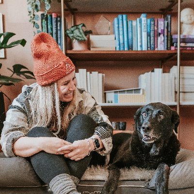 itsgivingbec's profile picture. 