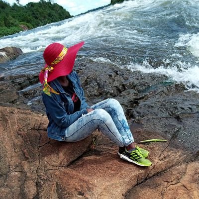 bainoKaren's profile picture. Real_estate manager & teaLover