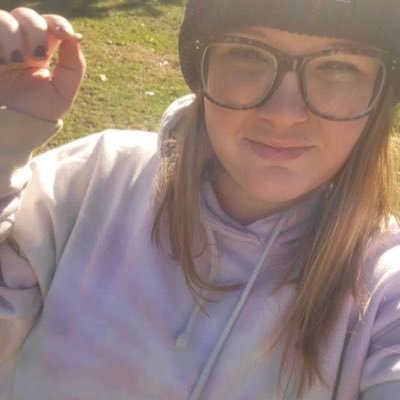 am Keith new here 40 years old single with one daughter called Lisa am willing to meet new friends and see were it will lead us to…..