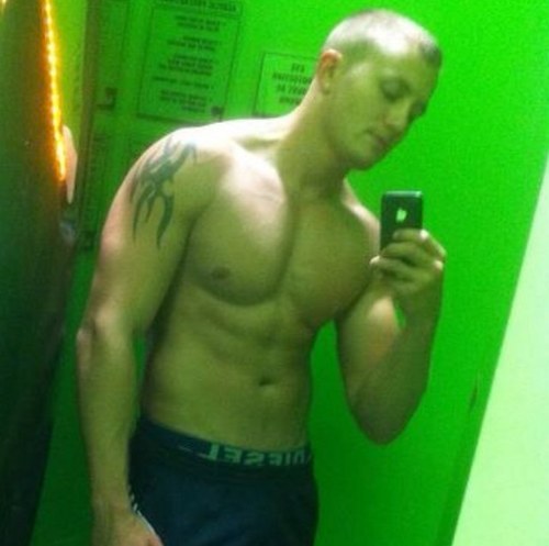 genserfox1's profile picture. ladygaga1314@hotmail.com