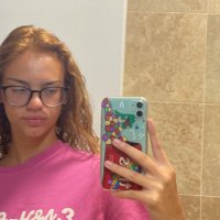 ρєrєirα  (@b3aaatriz12) 's Twitter Profile