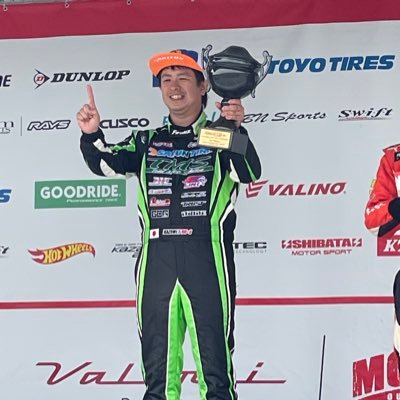 高橋和己【公式】

Formula DRIFT Japanに参戦中プロドリフトドライバーの高橋和己
本人とスタッフにより高橋和己の今を呟いていきますので、お楽しみに！！
フォロー・リツイート・いいね！をお願いします。
YouTubeでも色々な情報や企画を発信していきますので、良ければフォローしてくださいね！