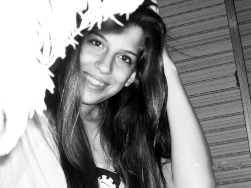 MarisGoicoechea's profile picture. No llores por quien no te ama, ama a quien llora por tí.