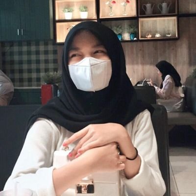 anneke_felicia0's profile picture. hanya butuh di hargai