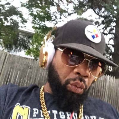 JayLoochberg's profile picture. 