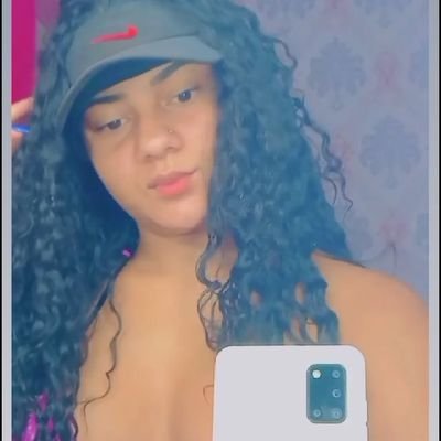 lavinia13777921's profile picture. 