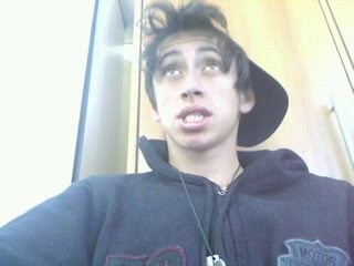 colorado gaucho 16 anos e quem quiser saber mais twitta ai pra mim e pergunta !  Propriedade da @Liina_Mello sz eu te amo